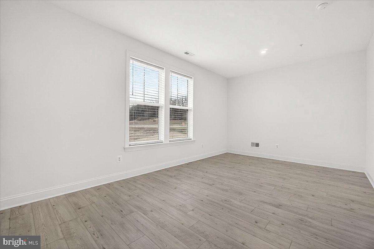 ROSEHILL MANOR - Residential