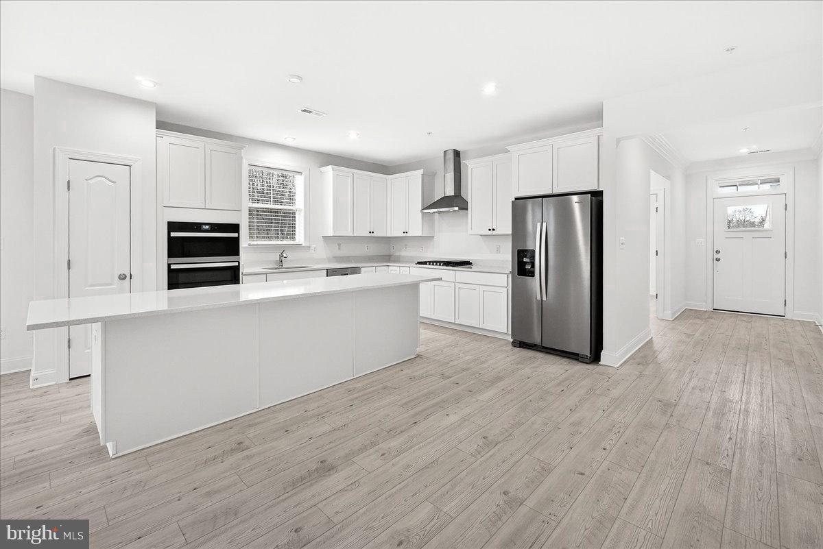 ROSEHILL MANOR - Residential