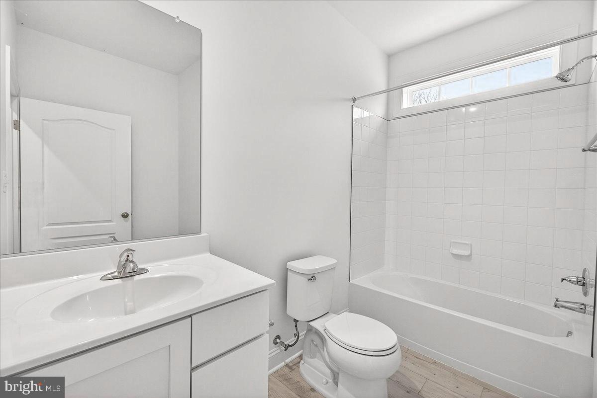 ROSEHILL MANOR - Residential