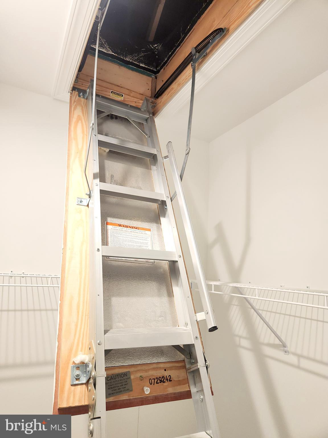 ROSEHILL MANOR - Residential