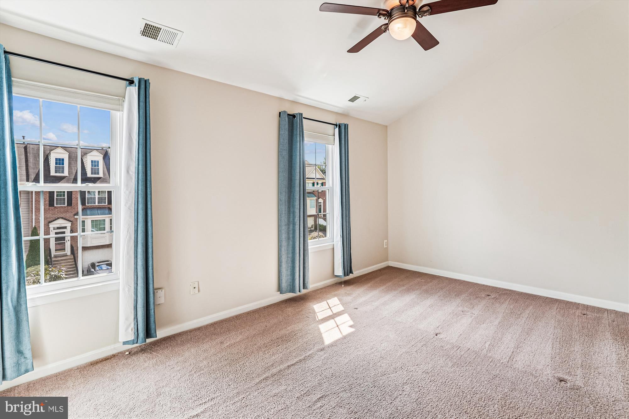 GREENWAY FARM - Residential