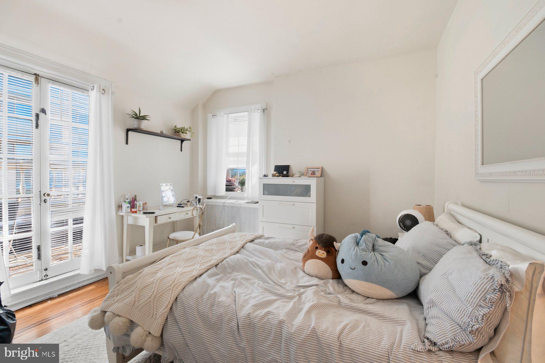 CHARLES VILLAGE - Residential