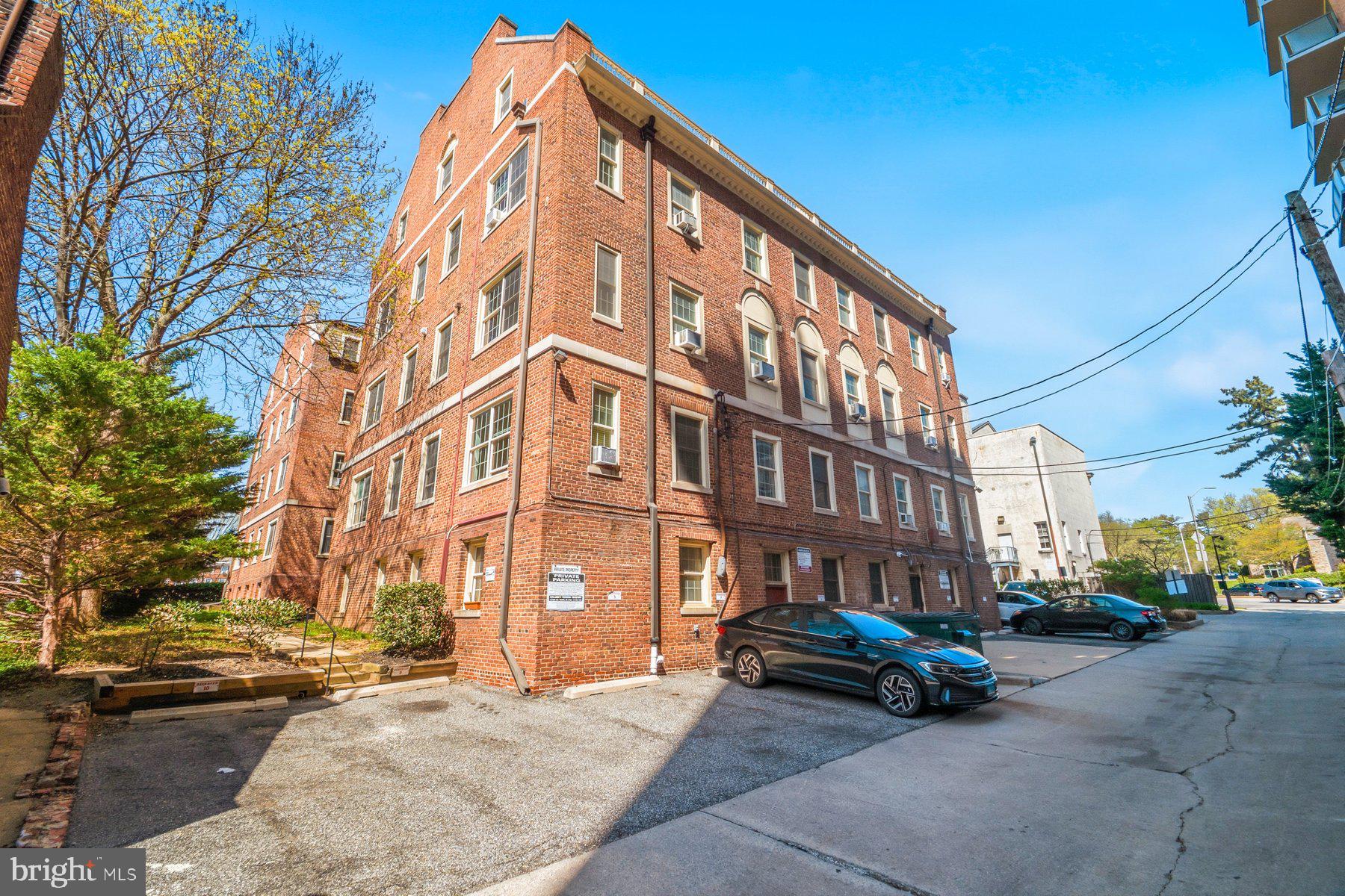 CHARLES VILLAGE - Residential