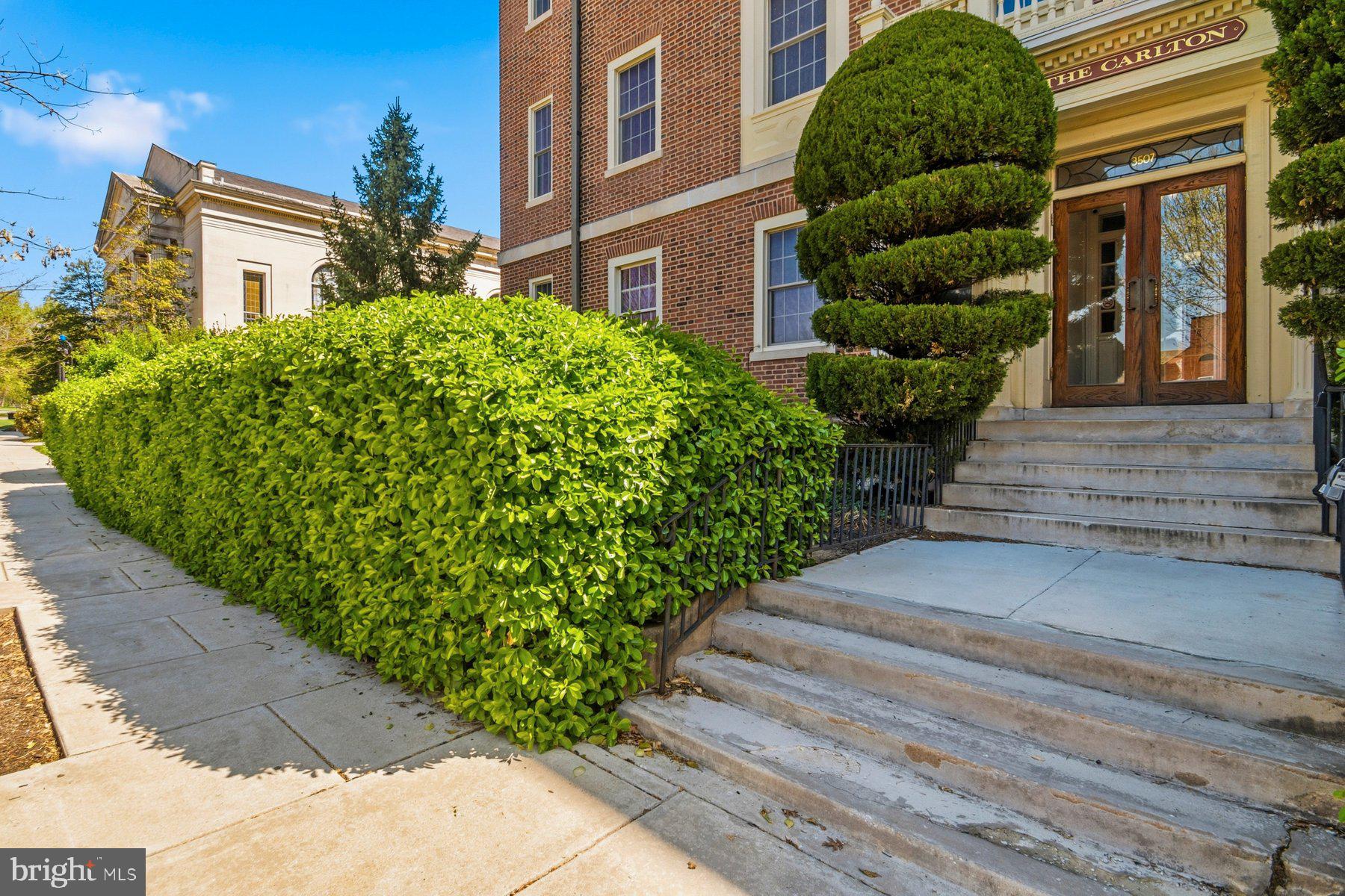 CHARLES VILLAGE - Residential