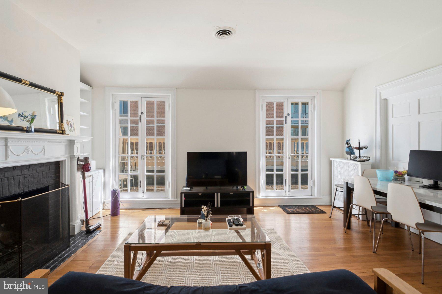 CHARLES VILLAGE - Residential