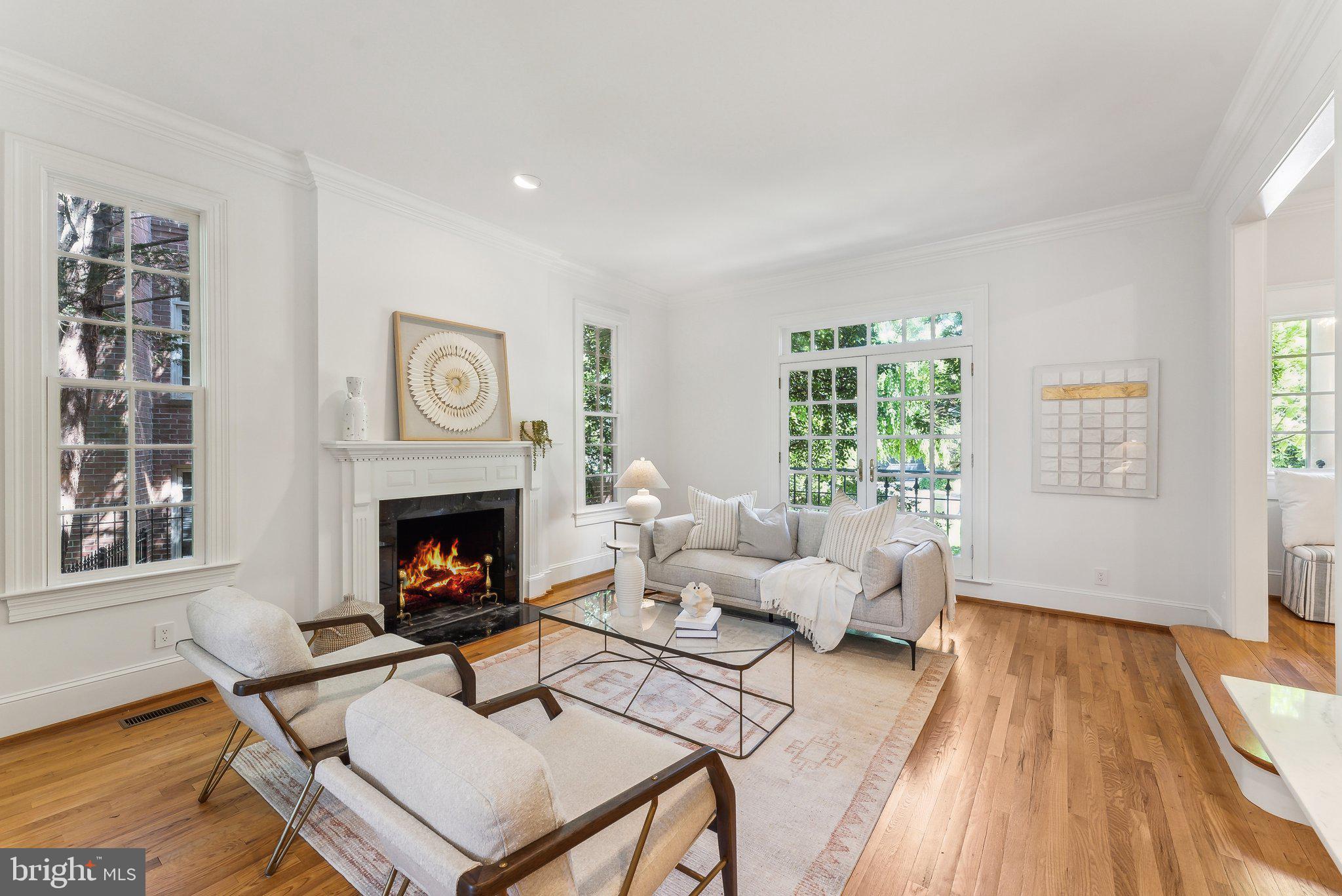 4819 KEMBLE PLACE NW