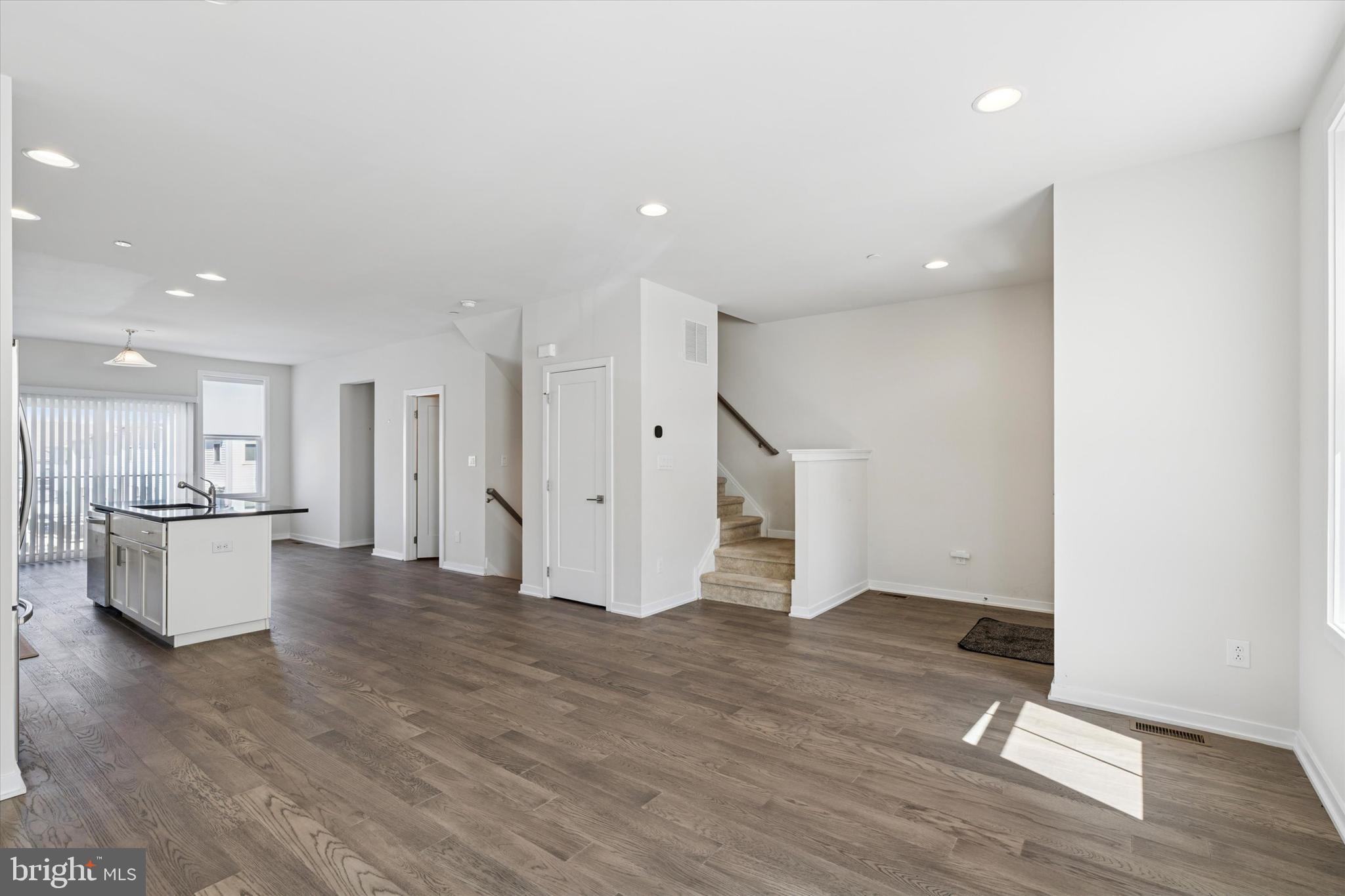 FRANKLIN STATION - Residential