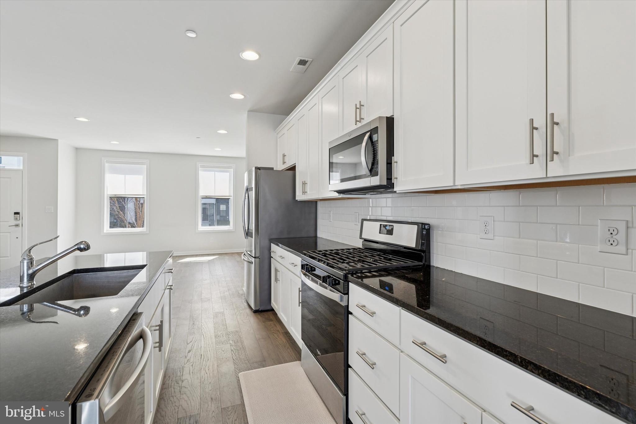 FRANKLIN STATION - Residential