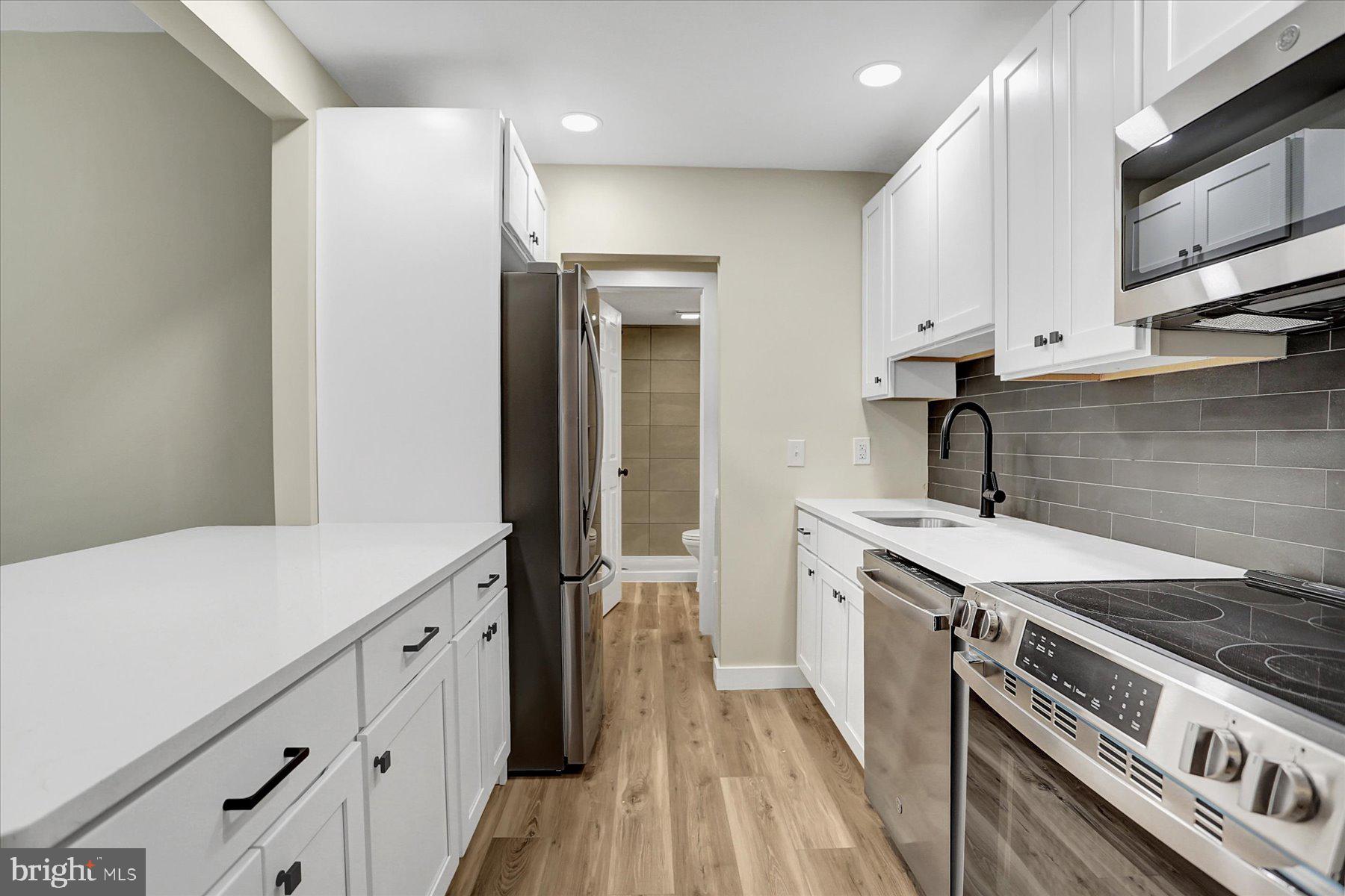 SUNGUILD I - Residential Lease