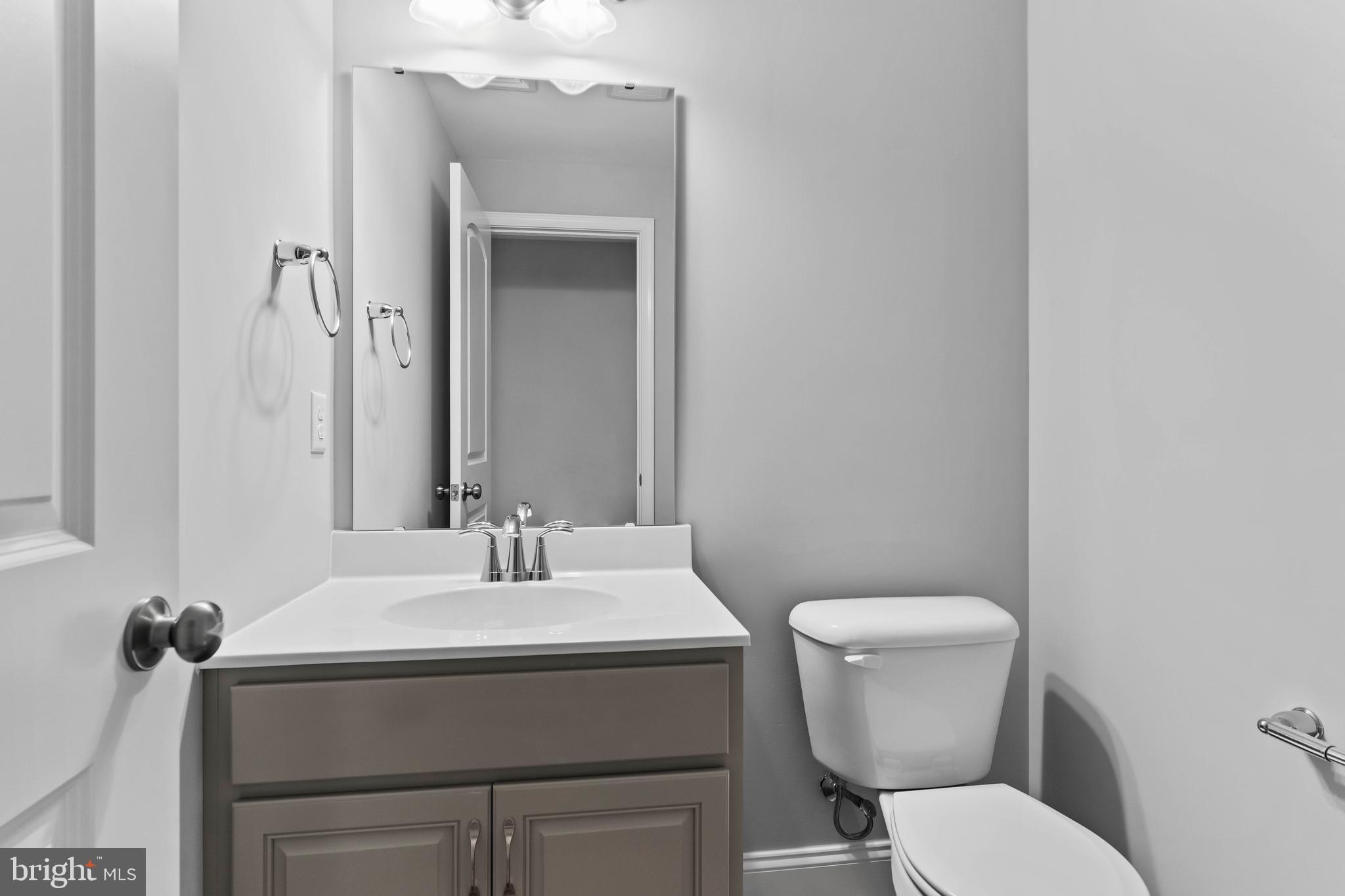 THE MEADOWS AT COLONIAL CLUB - Residential