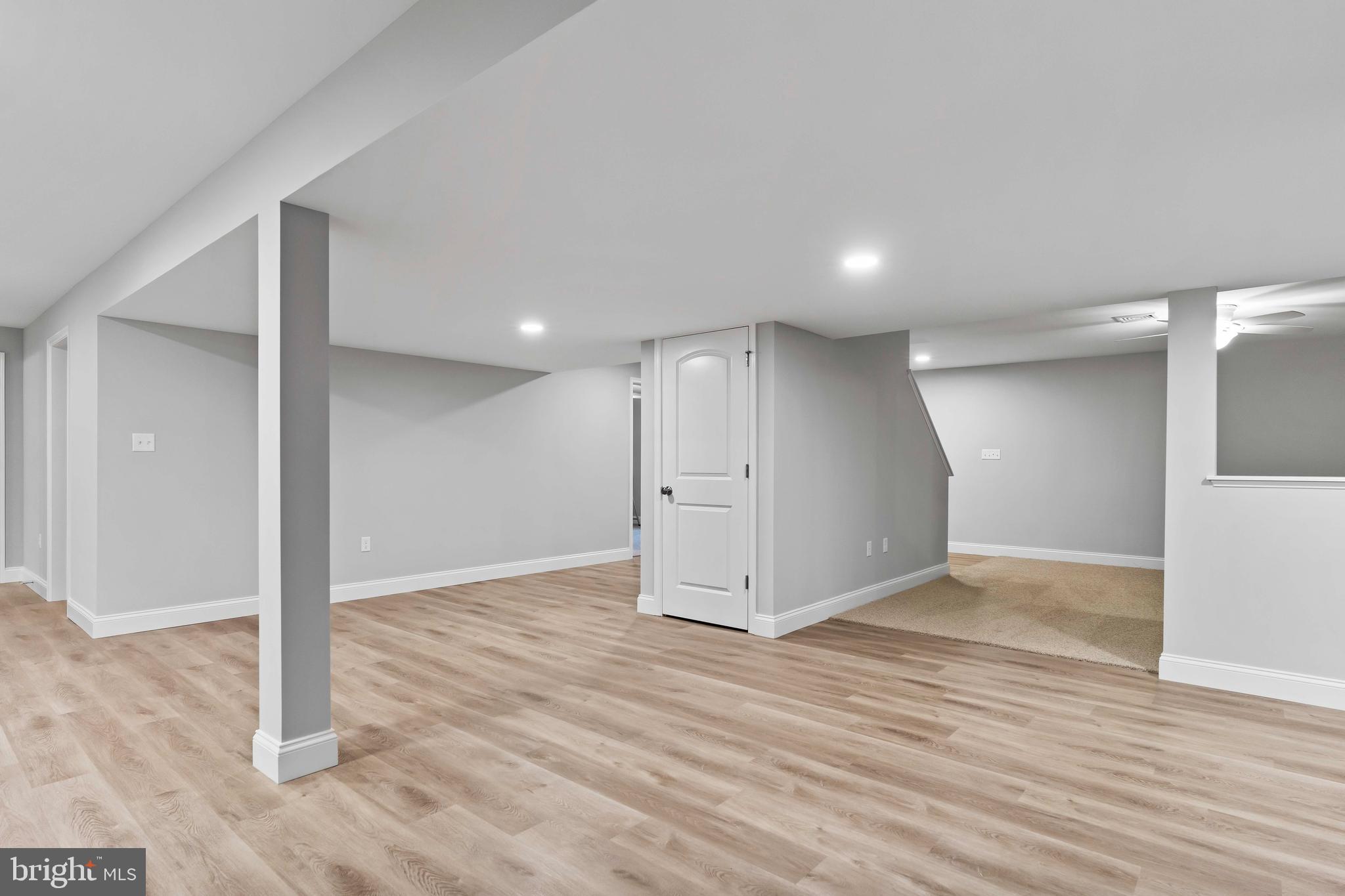 THE MEADOWS AT COLONIAL CLUB - Residential