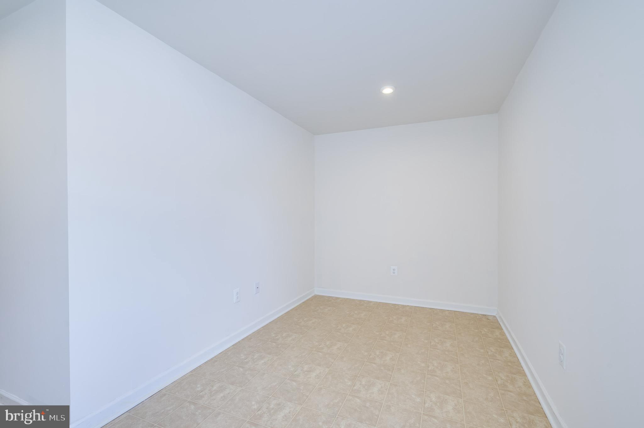 SOUTH BROOK - Residential