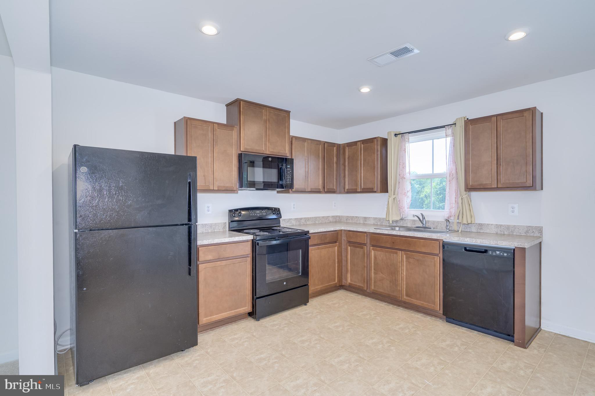 SOUTH BROOK - Residential