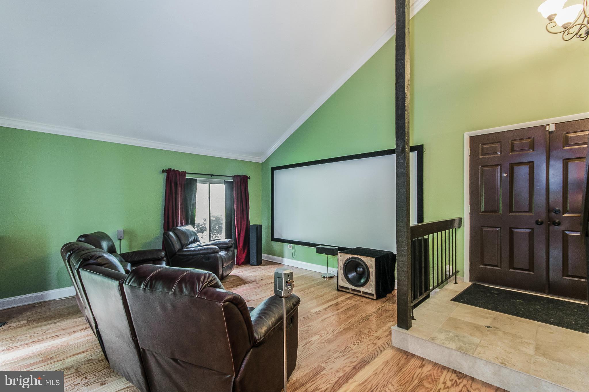 CHARLENE - Residential