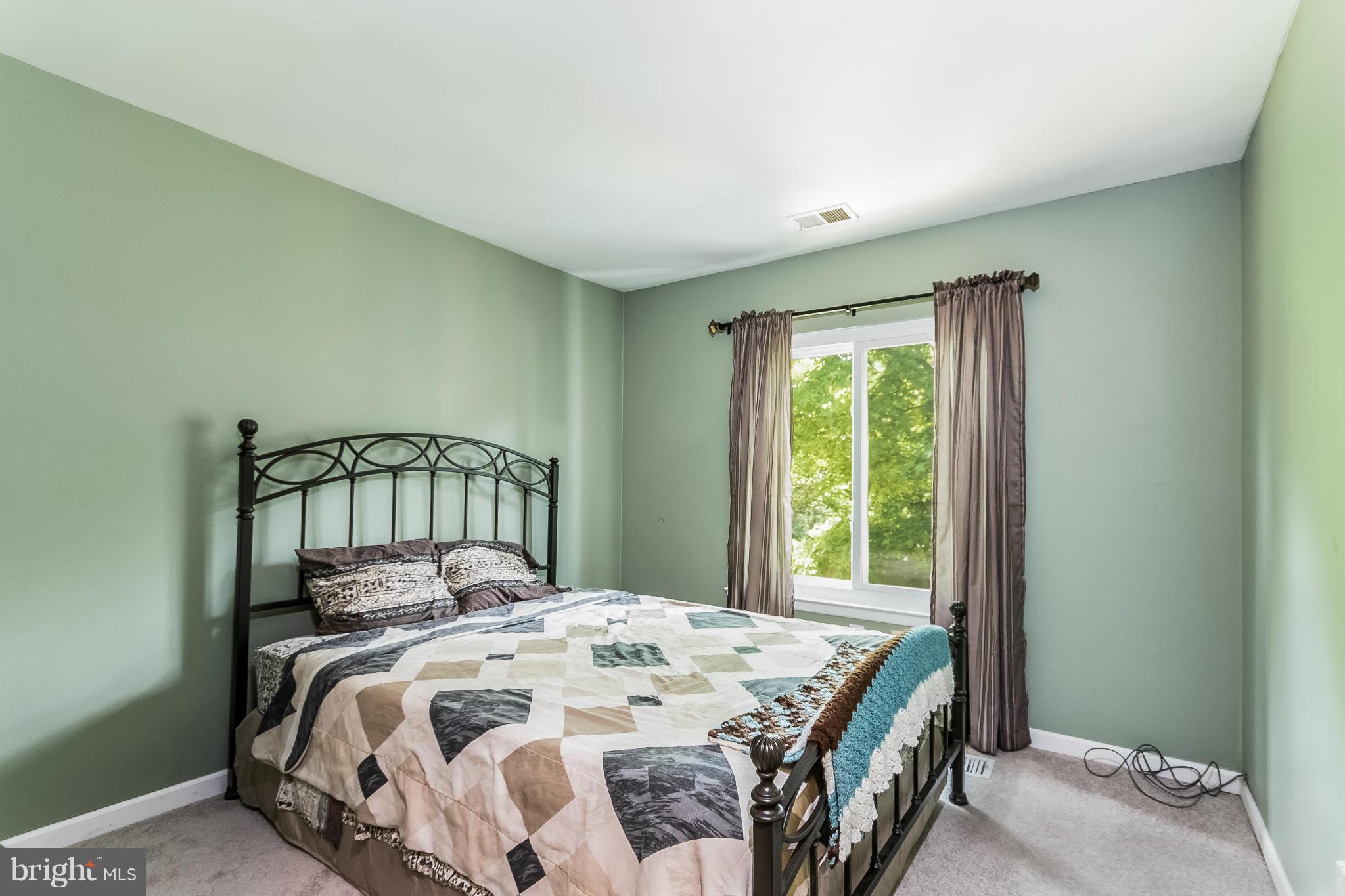 CHARLENE - Residential