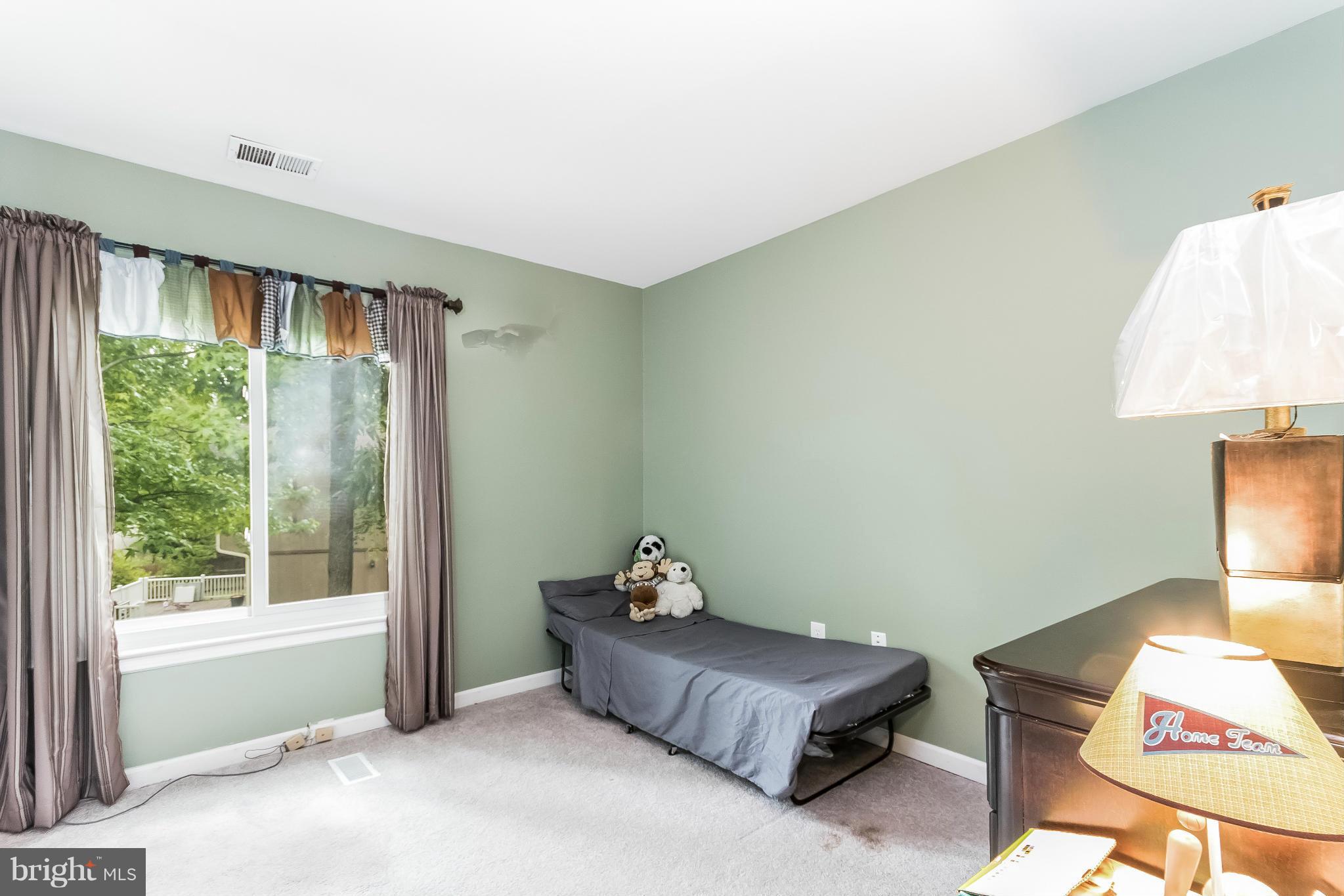 CHARLENE - Residential