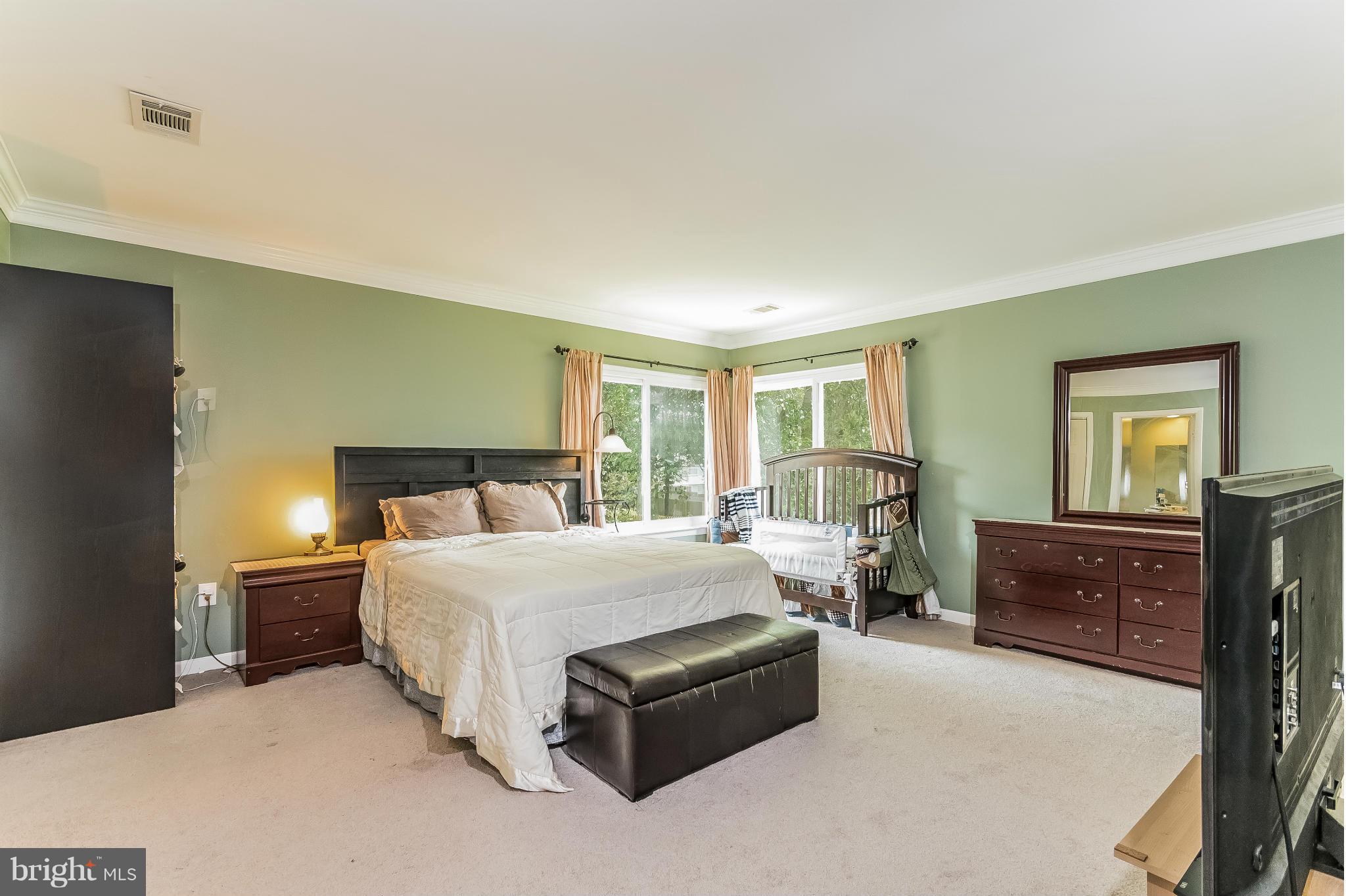 CHARLENE - Residential