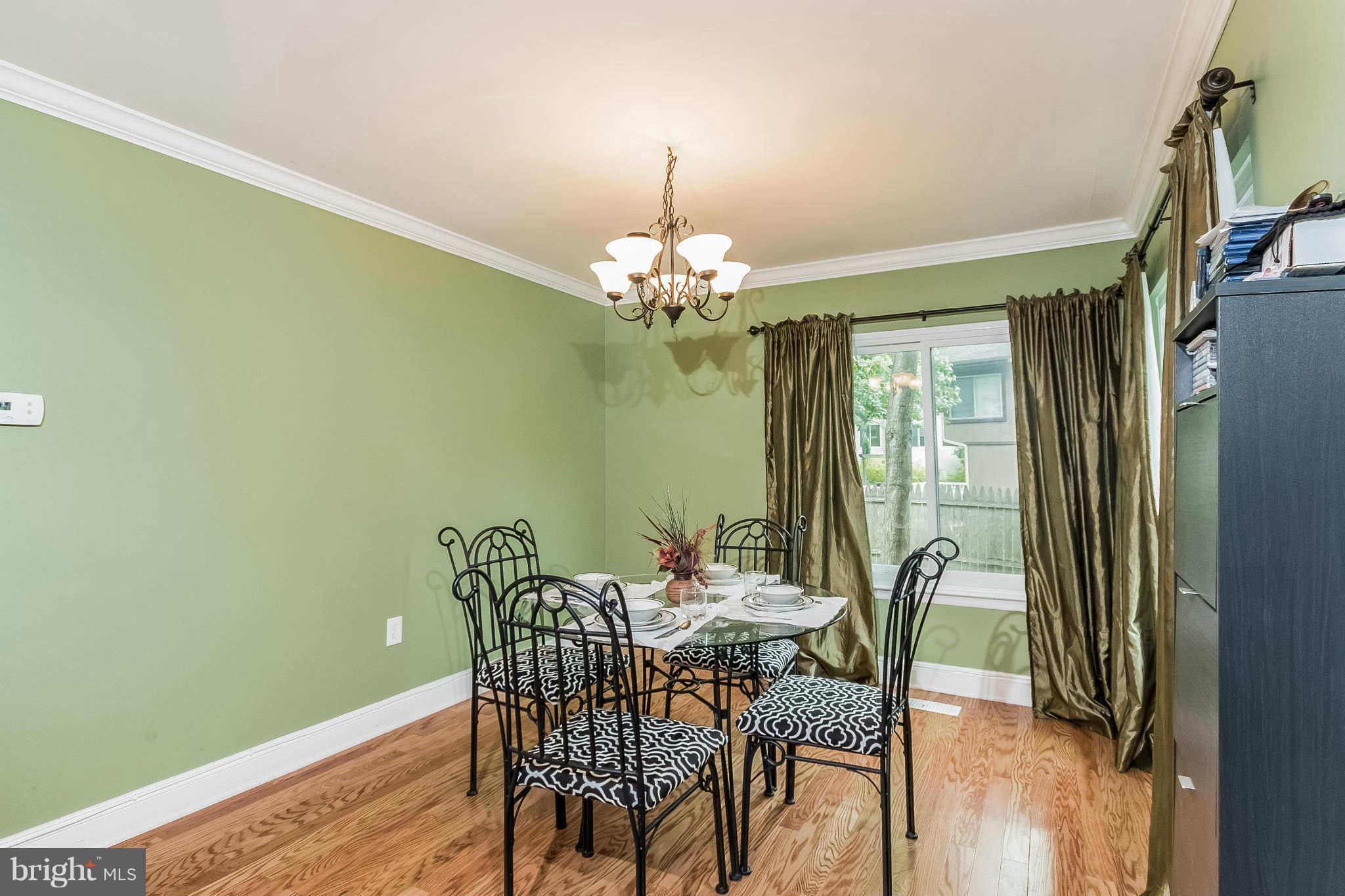 CHARLENE - Residential