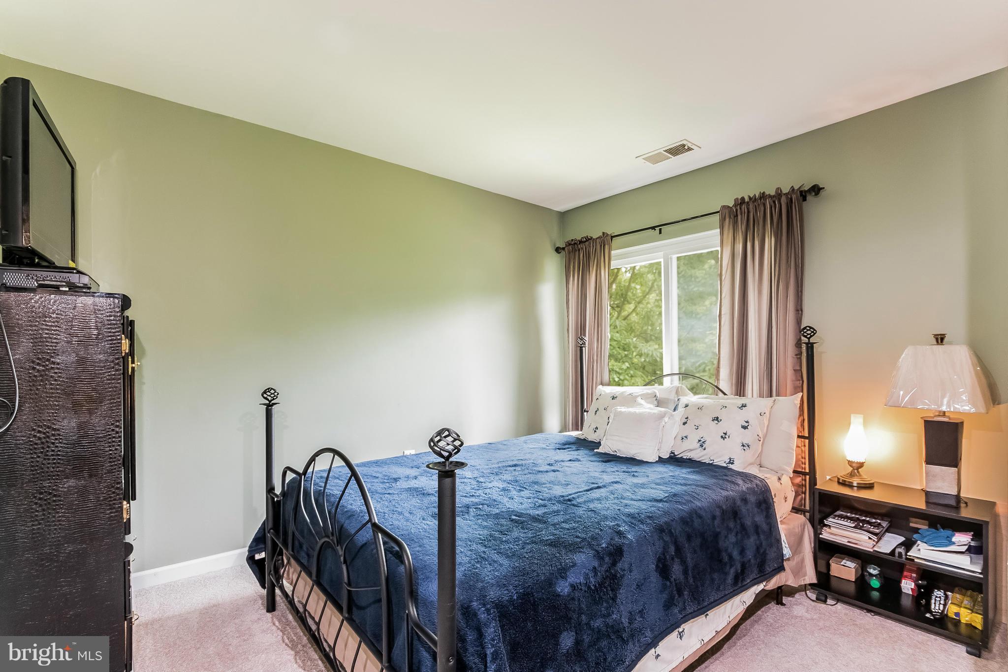 CHARLENE - Residential