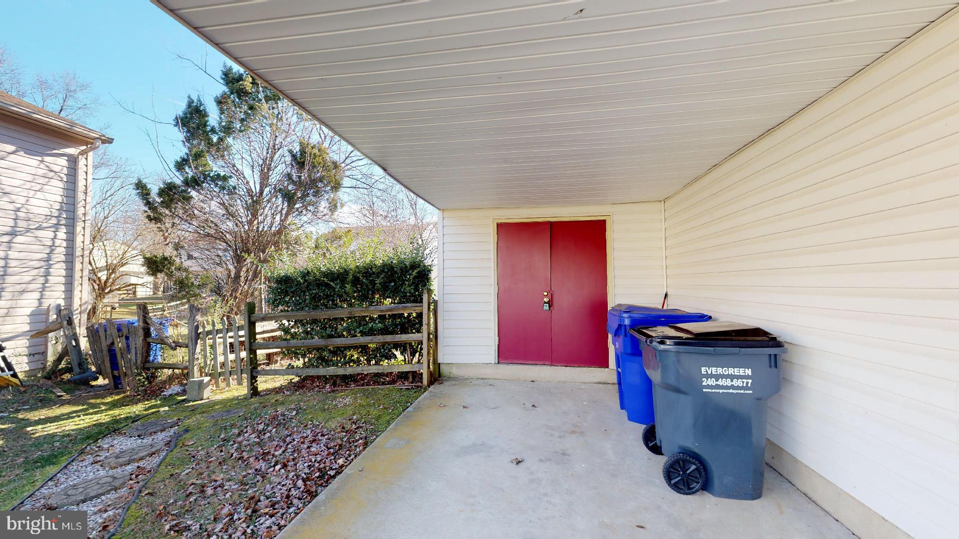 WAKEFIELD NEIGHBORHOOD - Residential