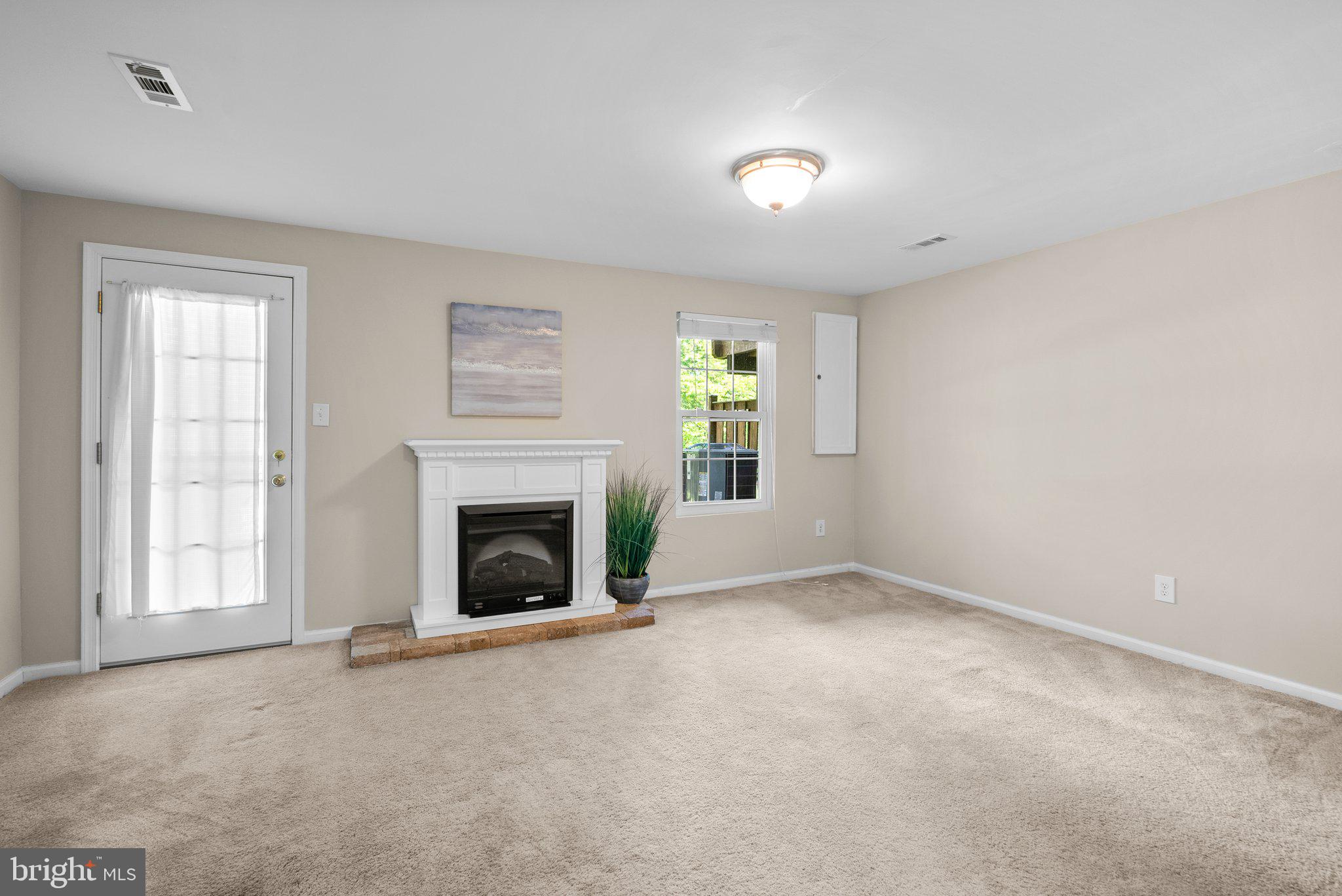 GUNNERS LAKE VILLAGE - Residential