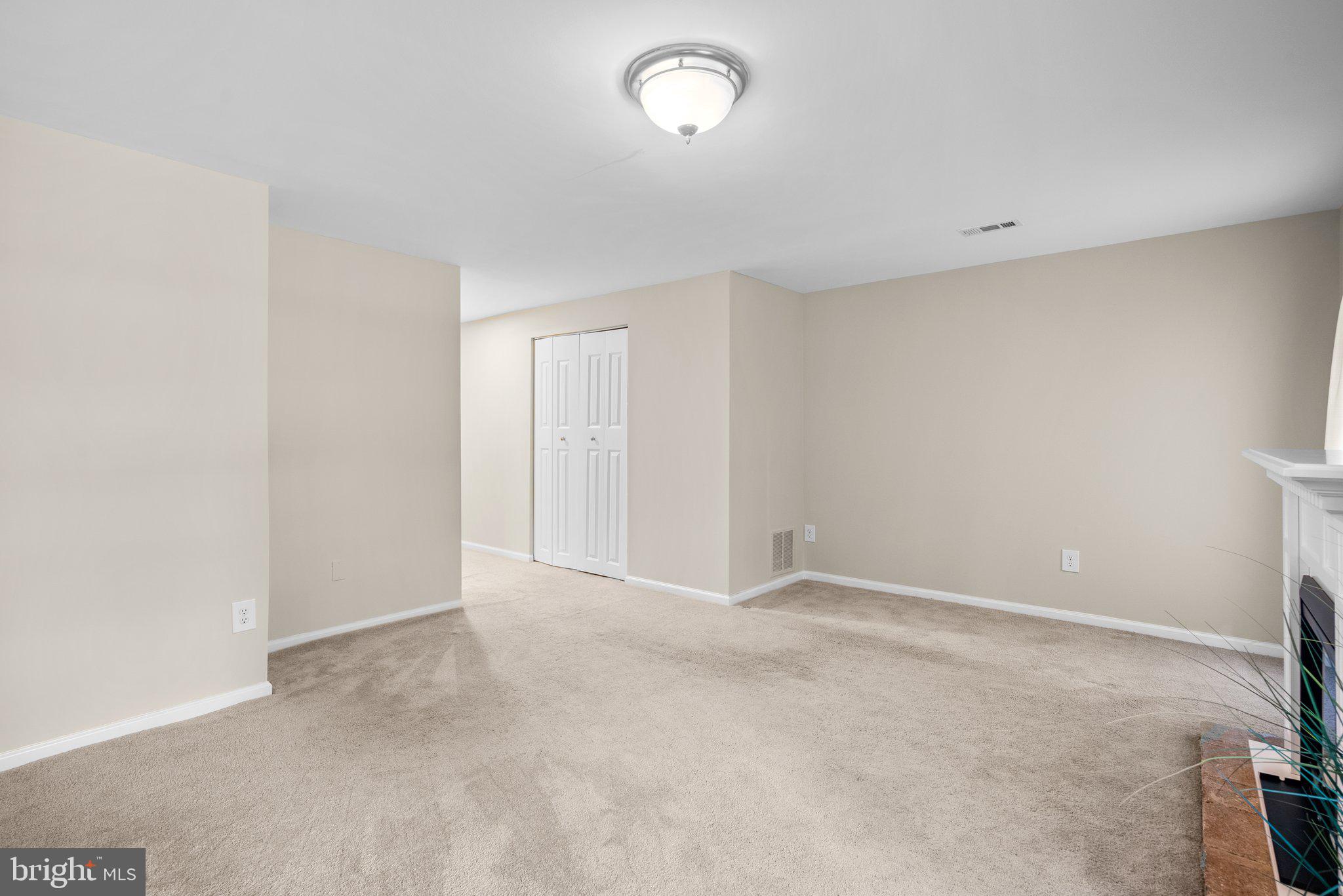 GUNNERS LAKE VILLAGE - Residential