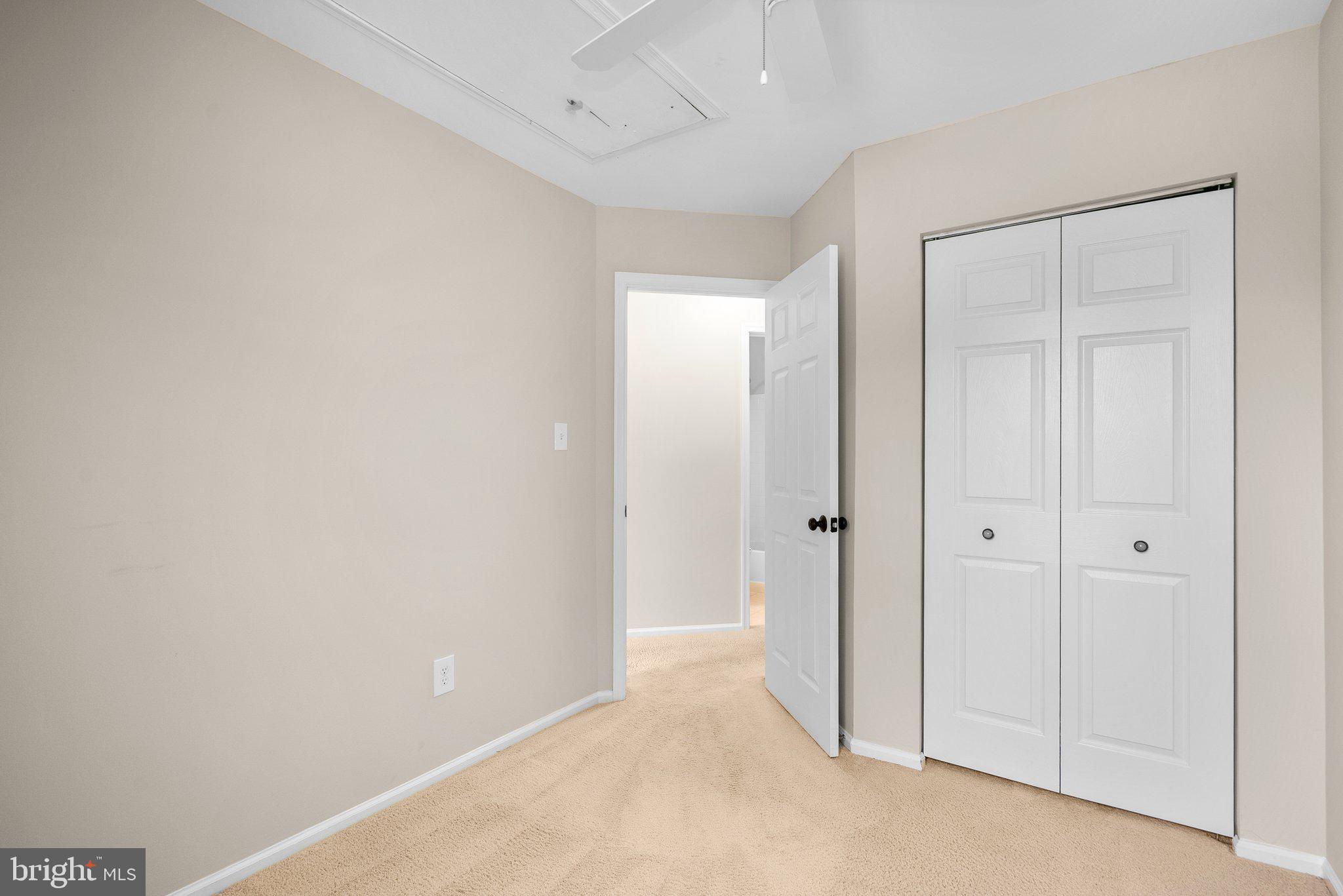 GUNNERS LAKE VILLAGE - Residential