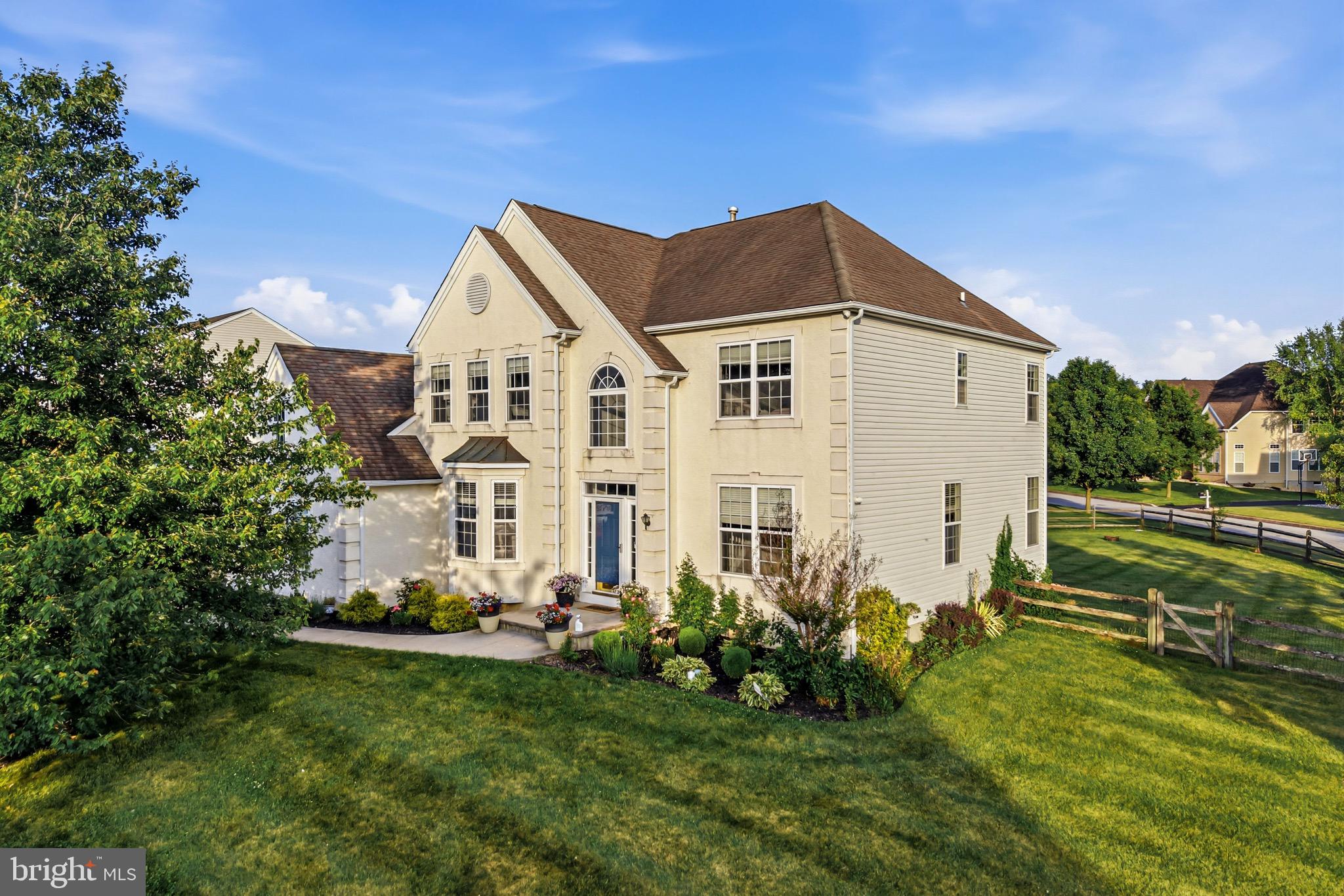 520 MYSTIC LANE