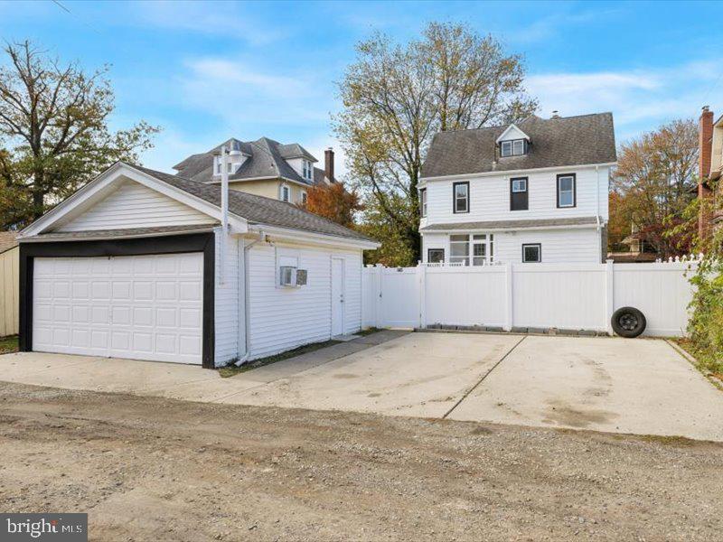 RIDLEY PARK - Residential