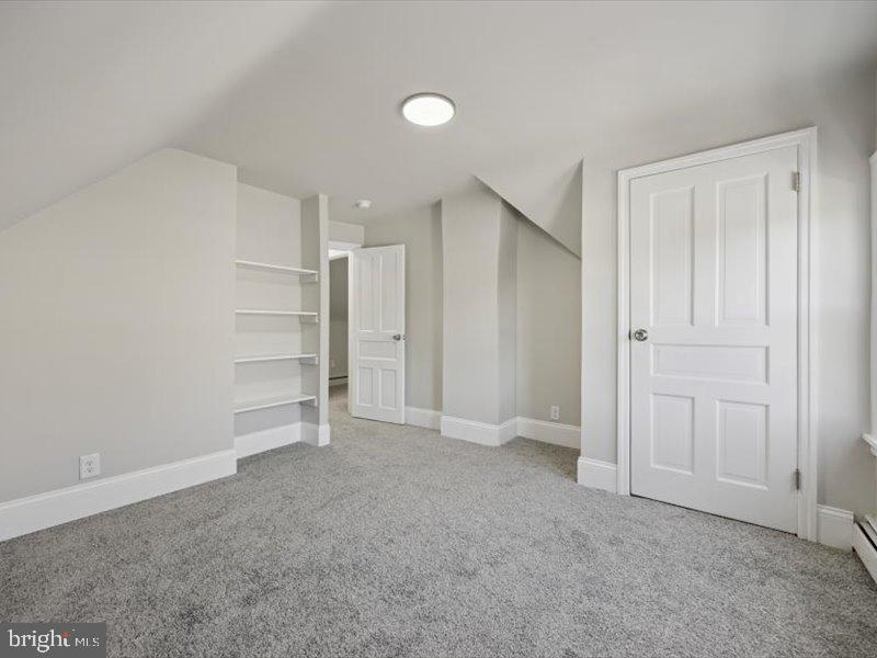 RIDLEY PARK - Residential