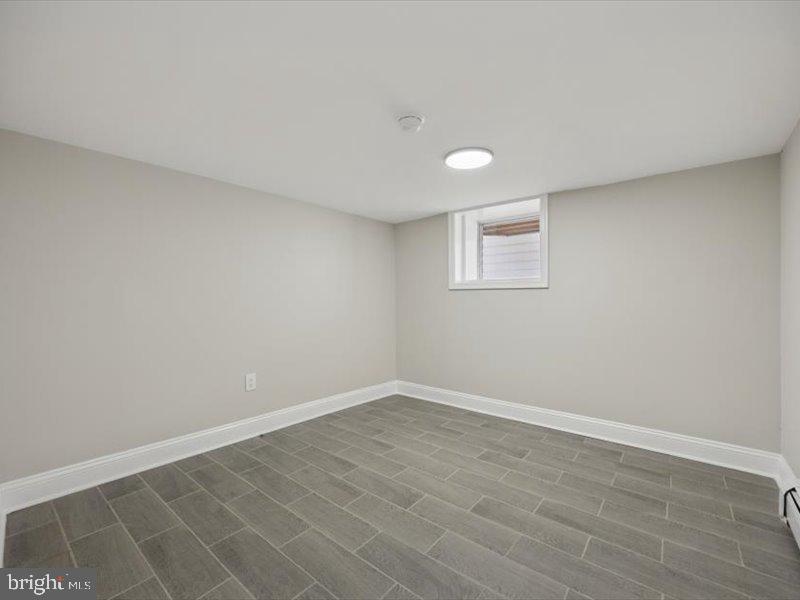 RIDLEY PARK - Residential