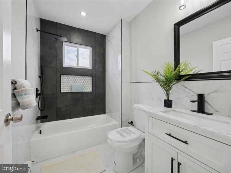 RIDLEY PARK - Residential