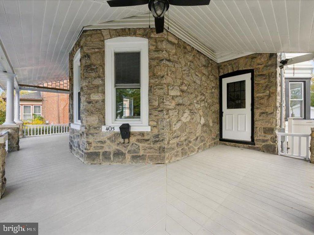 Photo of 405 N Swarthmore Avenue, RIDLEY PARK, PA 19078 (MLS # PADE2102764)