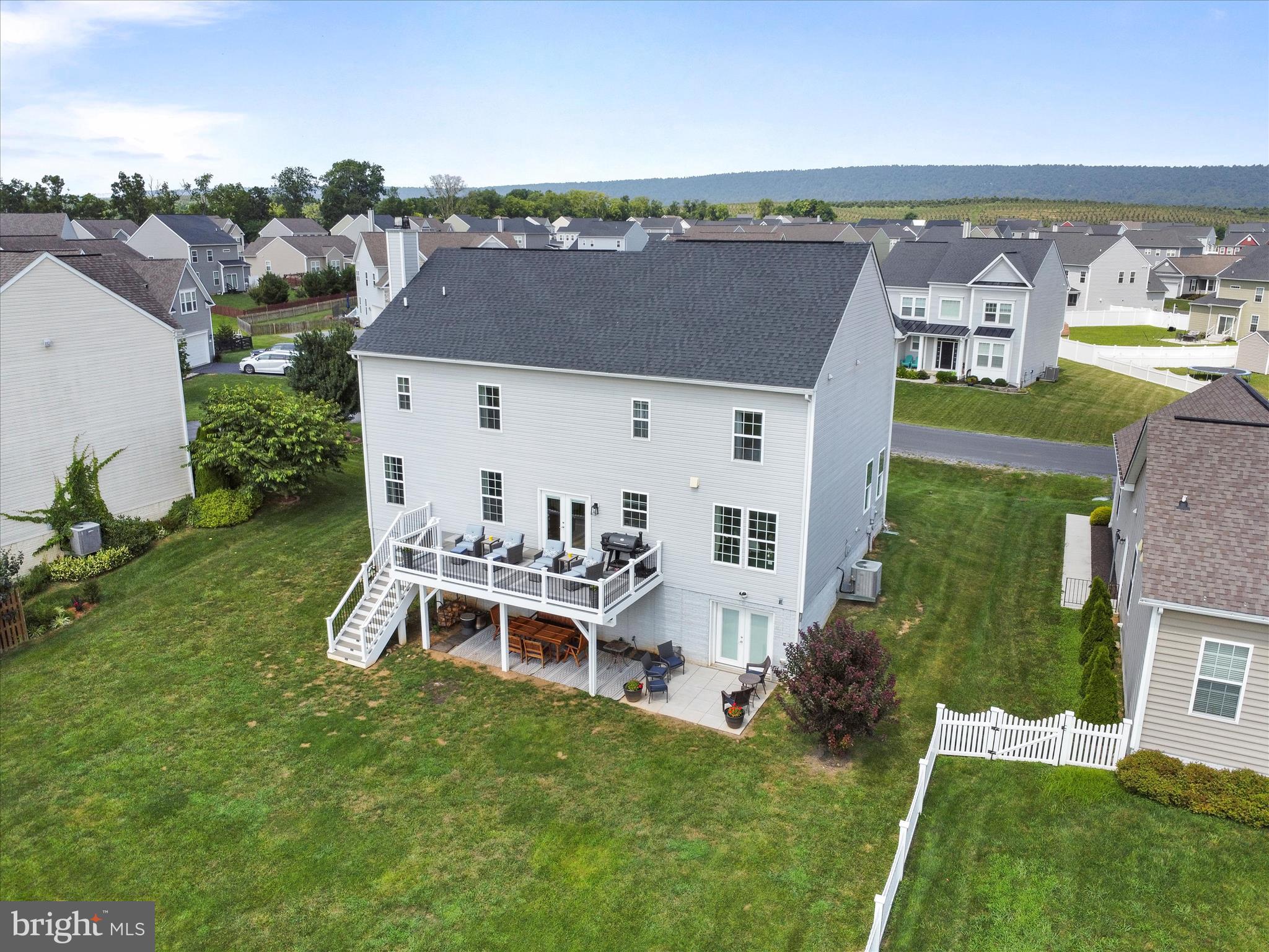 SPRINGDALE FARM - Residential