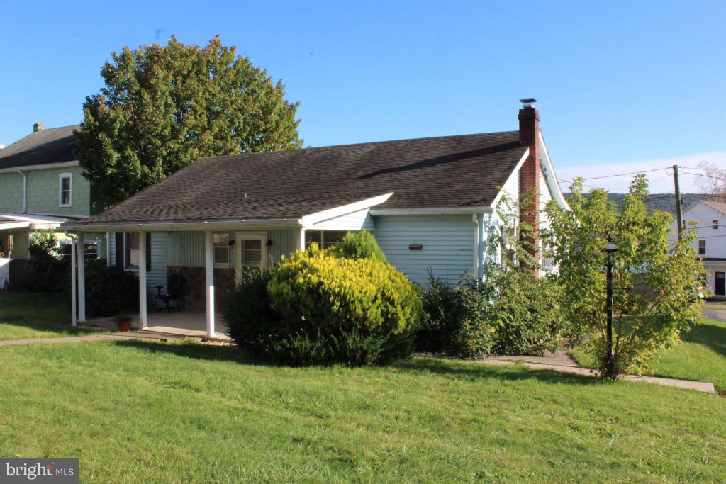 Photo of 1803 E Wiconisco Street, TOWER CITY, PA 17980 (MLS # PASK2029886)