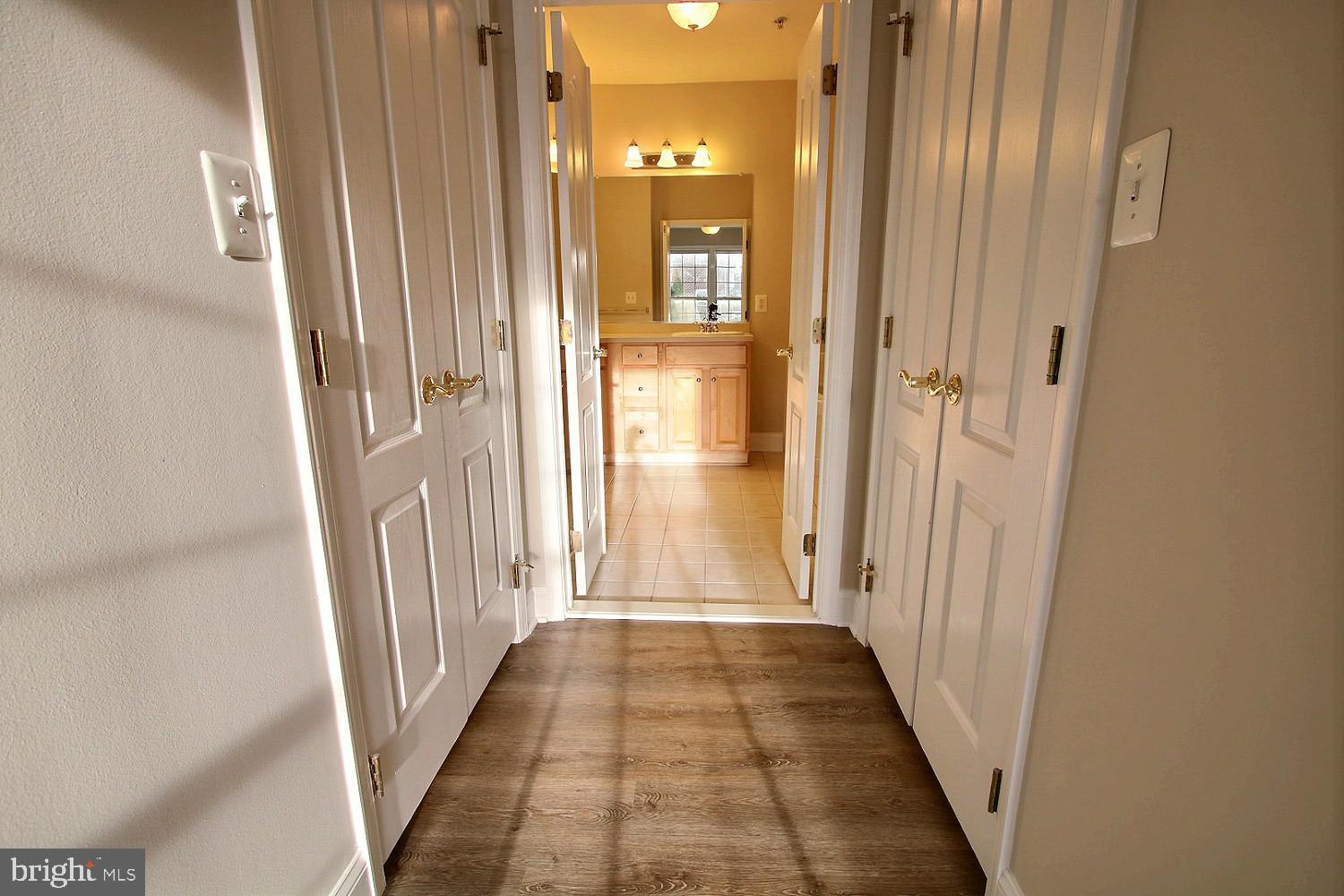 KING FARM VILLAGE - Residential