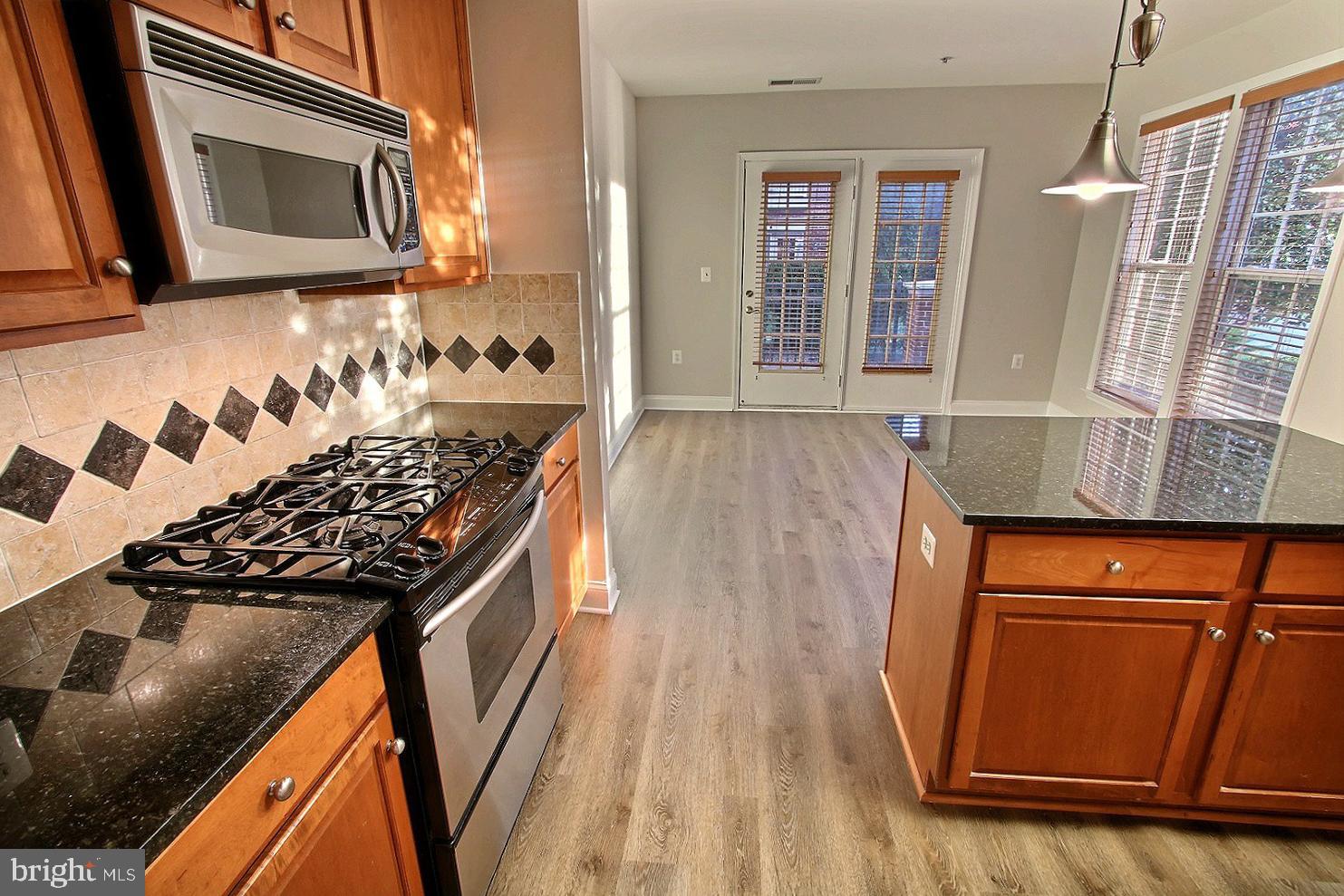 KING FARM VILLAGE - Residential