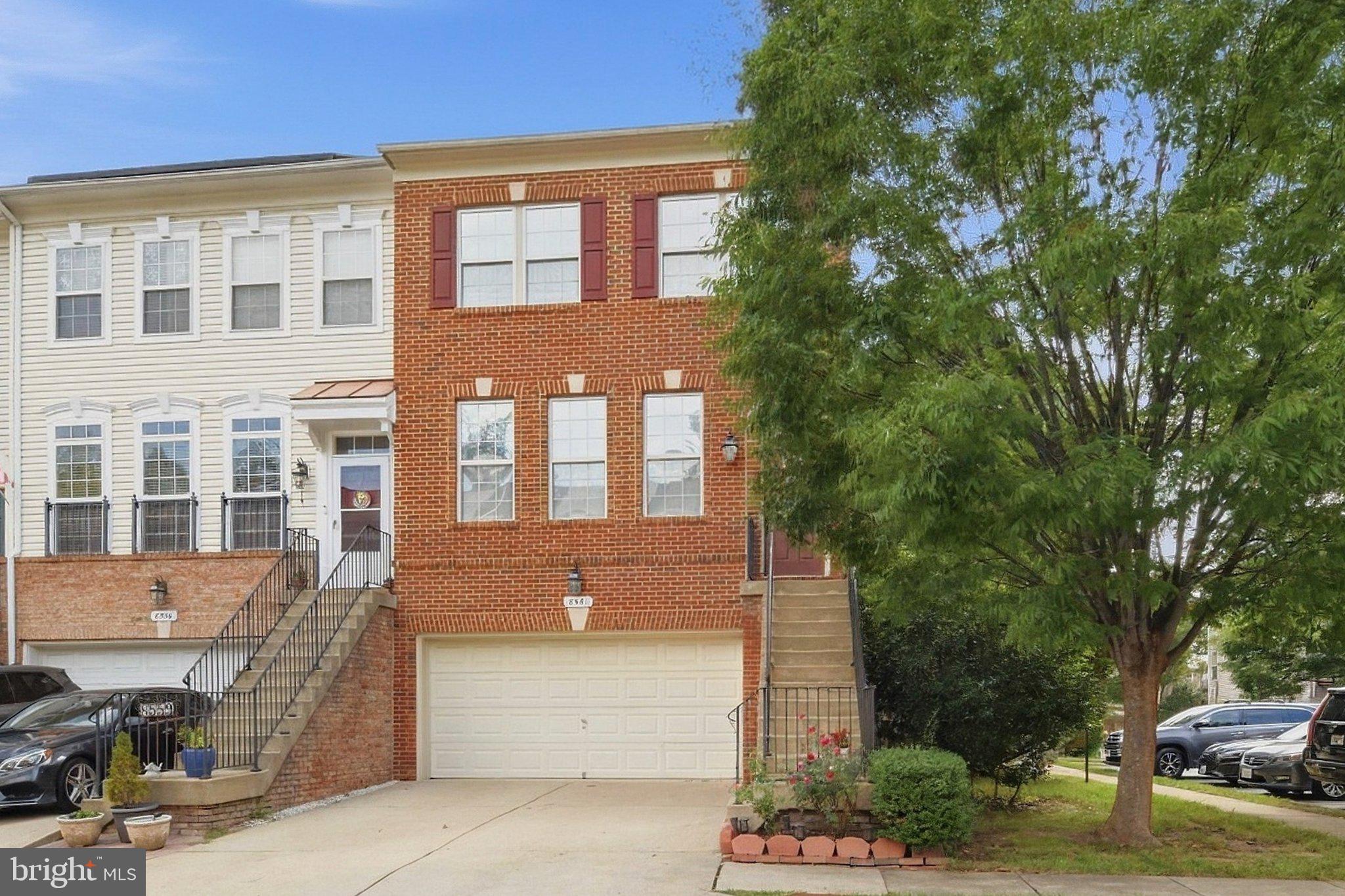 8561 WYNGATE MANOR COURT