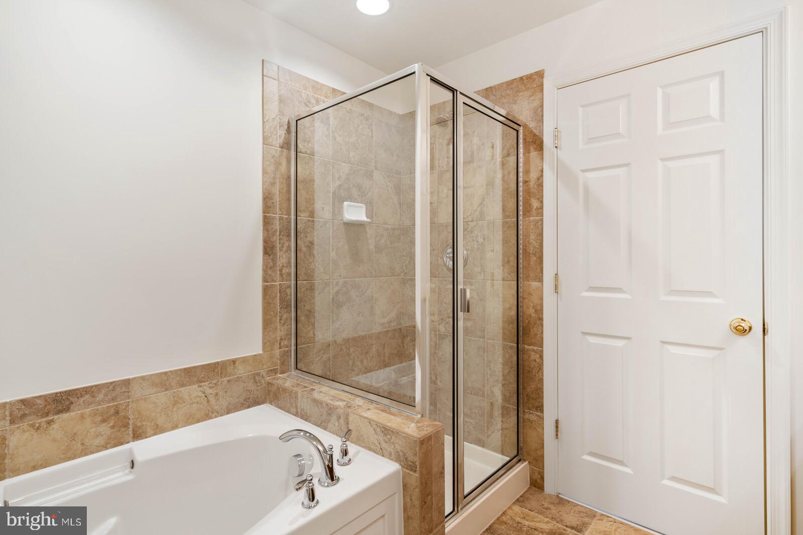 CENTREVILLE CROSSING - Residential