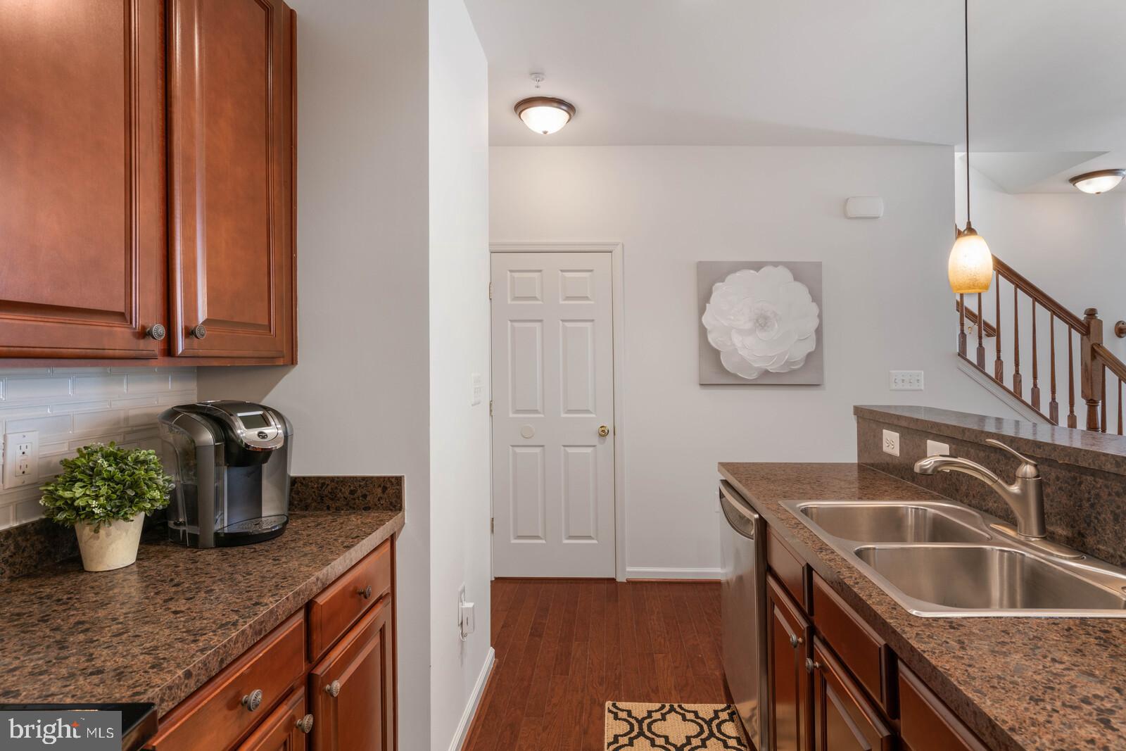 CENTREVILLE CROSSING - Residential