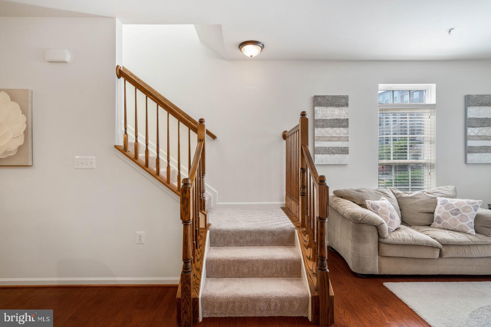 CENTREVILLE CROSSING - Residential