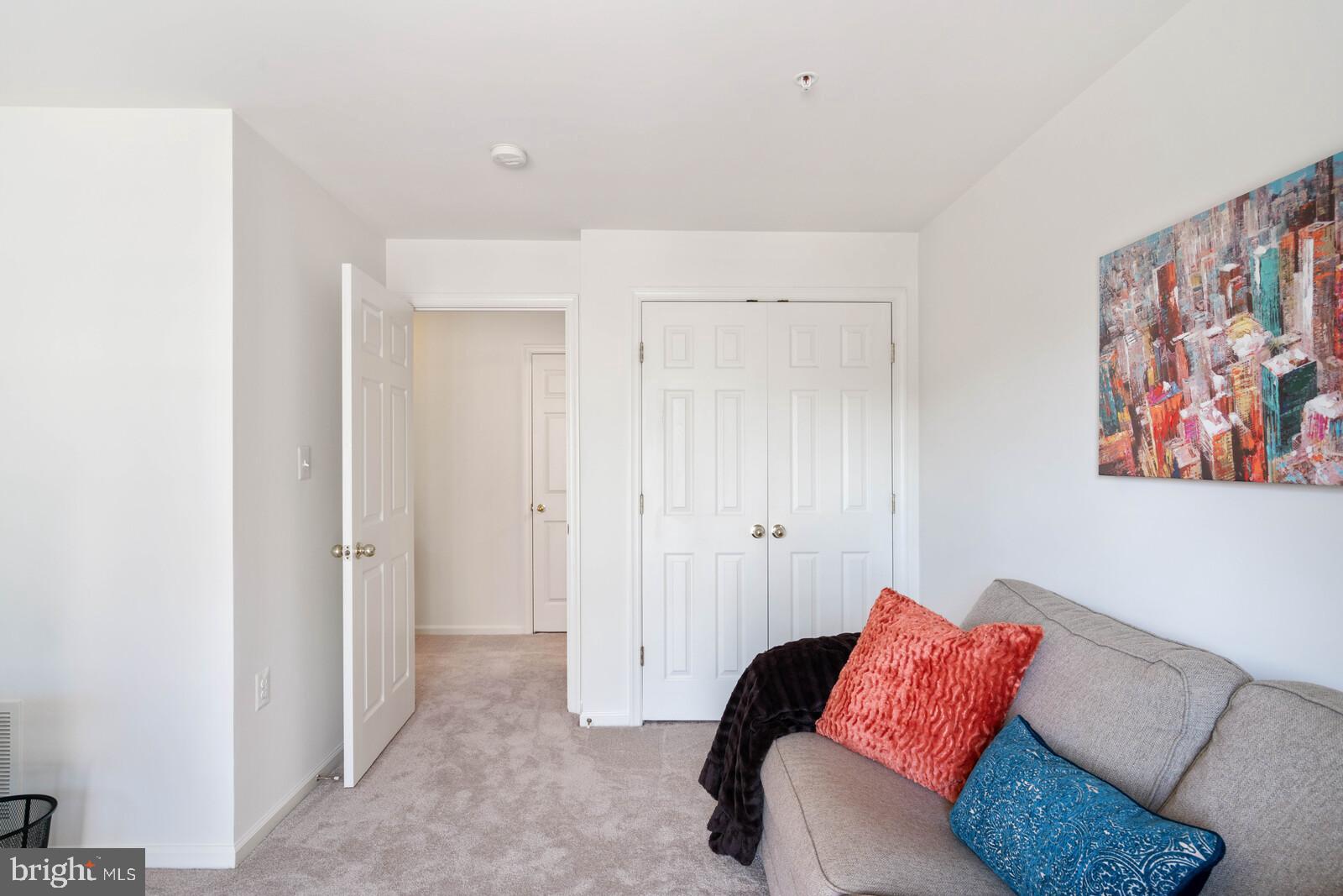 CENTREVILLE CROSSING - Residential