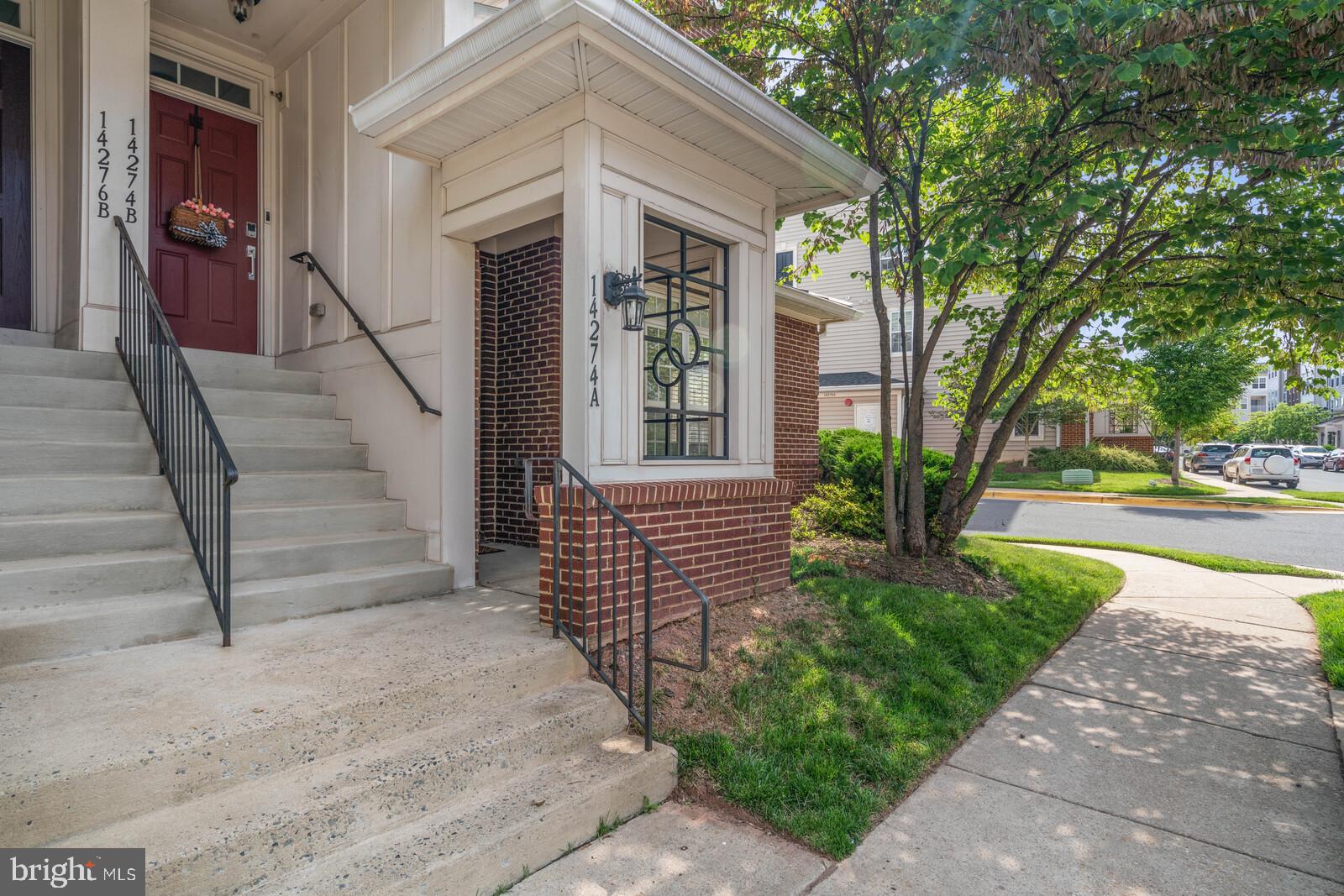 CENTREVILLE CROSSING - Residential