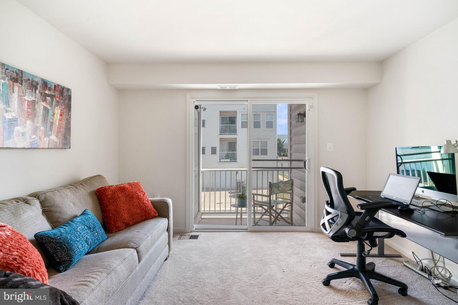 CENTREVILLE CROSSING - Residential