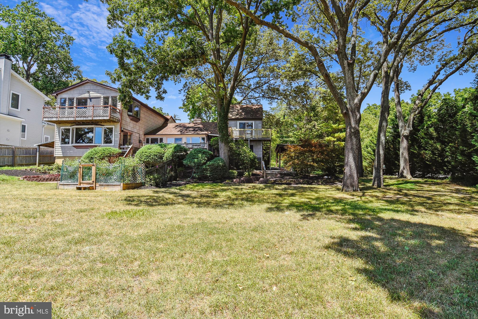 NORTH SHORE - Residential