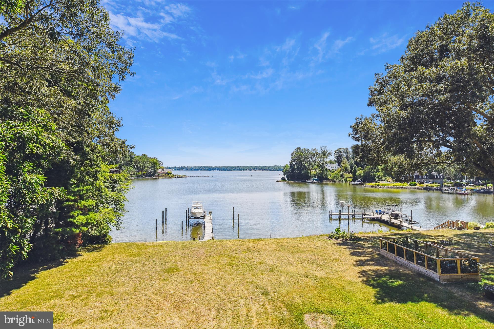 NORTH SHORE - Residential