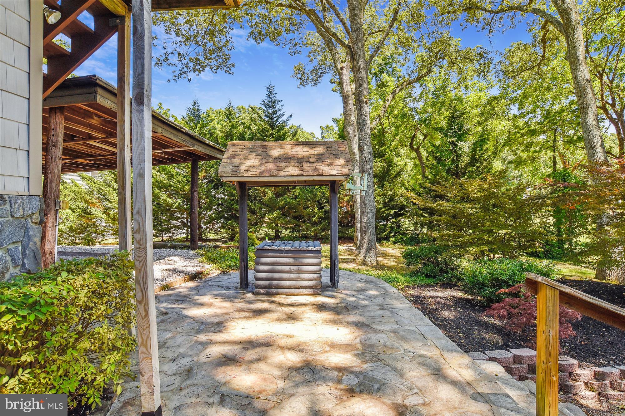 NORTH SHORE - Residential