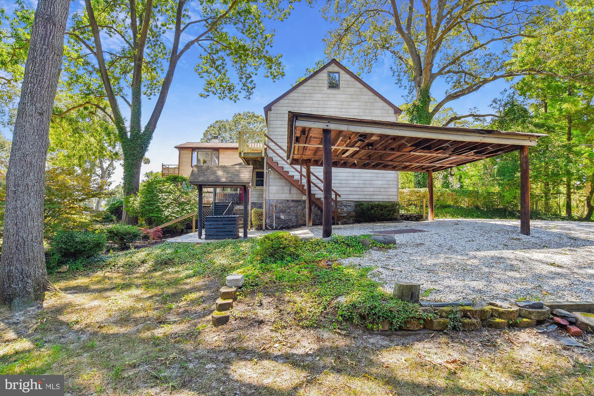 NORTH SHORE - Residential