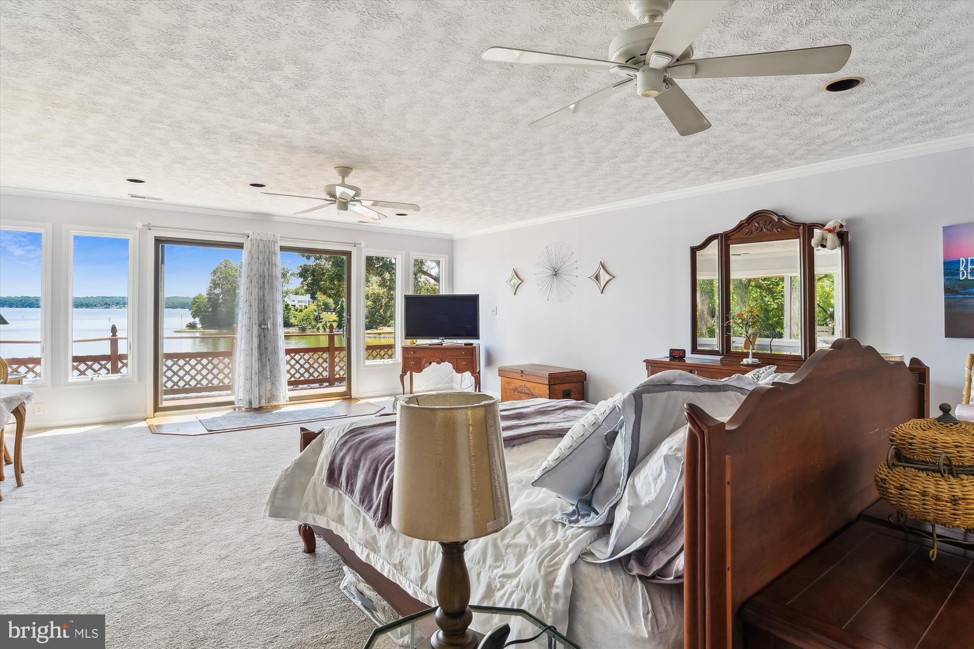 NORTH SHORE - Residential