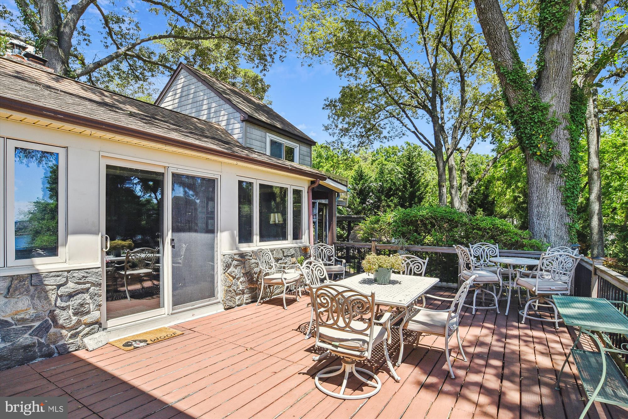 NORTH SHORE - Residential